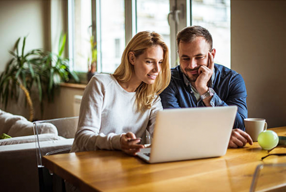 couple on laptop